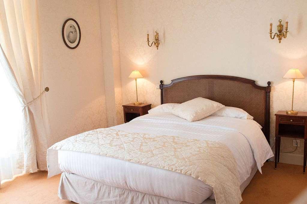 Le Clos De Bourgogne Moulins (Allier) Quarto foto