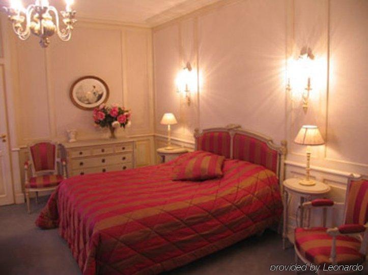 Le Clos De Bourgogne Moulins (Allier) Quarto foto